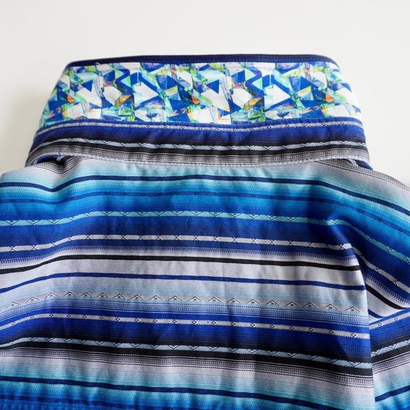 Robert Graham | Flip Collar/Sleeve Striped Shirt - Picture 6 of 8